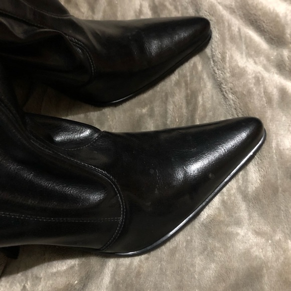Size 8 1/2 Franco Sarto black ankle boots - Picture 3 of 13
